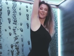 Emylia Argan - Showering | CzechCheeks