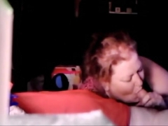 Fat Chrissy gives me a blow job
