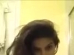 Hot Nice-Looking Punjabi Hotty Exposing n Masturbating