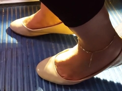 Latina cute flats