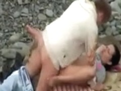 Amateur Fuck on the Beach