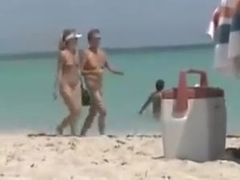 Nude beach - lot's of pussies on show